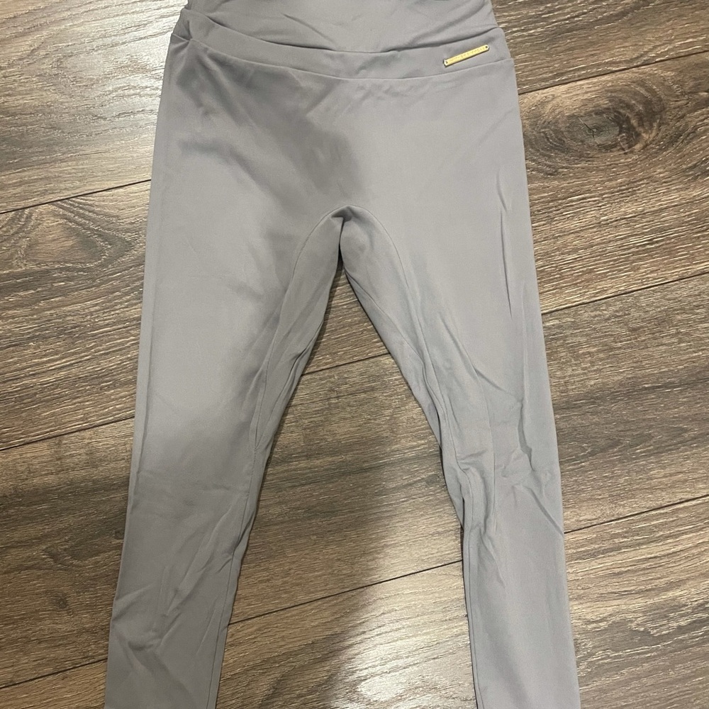 WHITNEY SIMMONS GYMSHARK LEGGINGS